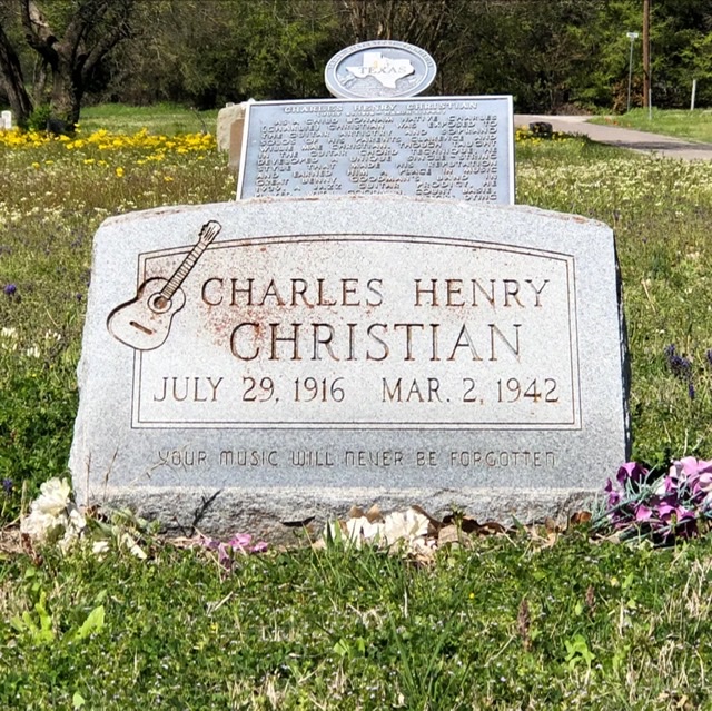 A color photograph of Charlie Christian's headstone in Bonham, Texas.