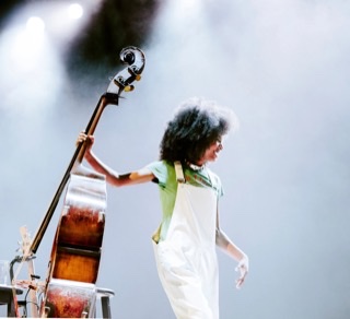 EsperanzaSpaldingPhotoByWhitten SabbatiniforTheNewYorkTimes.jpeg