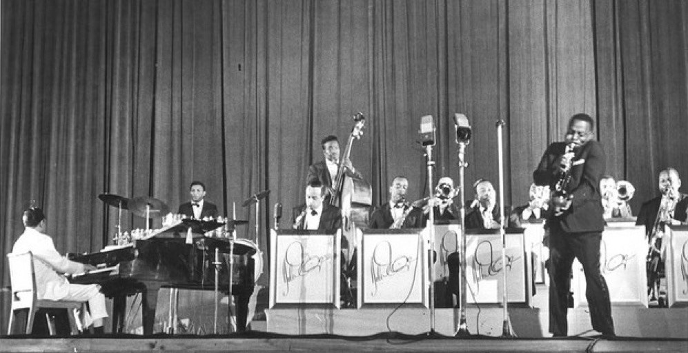Duke Ellington orchestra2.jpeg