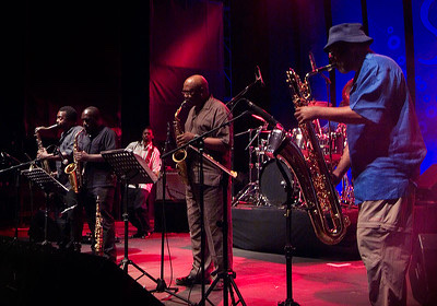 A photograph of the World Saxophone Quartet by Mario Pires uploaded July 28, 2007.